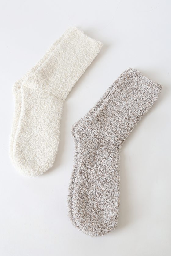 All the Cozy Feels White Multi Plush Socks 2 Pack 2