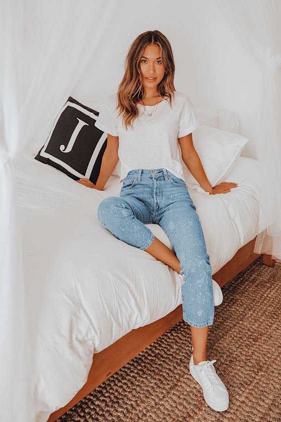501 Original Light Wash High Rise Straight Leg Cropped Jeans 9