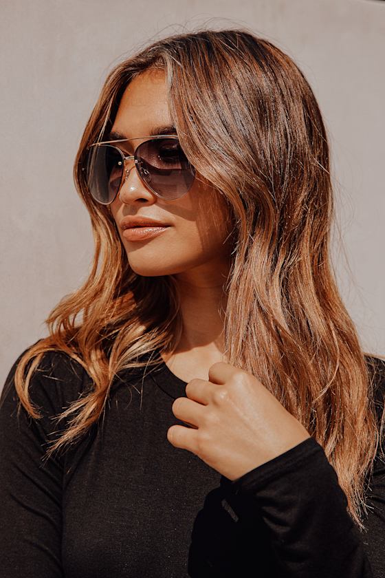 Long Story Gold Aviator Sunglasses 4