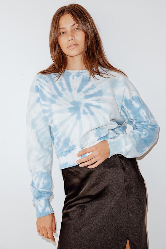 blue tie die sweatshirt