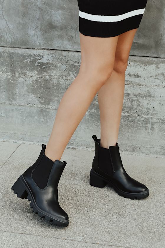 Waylen Black Ankle Boots 1