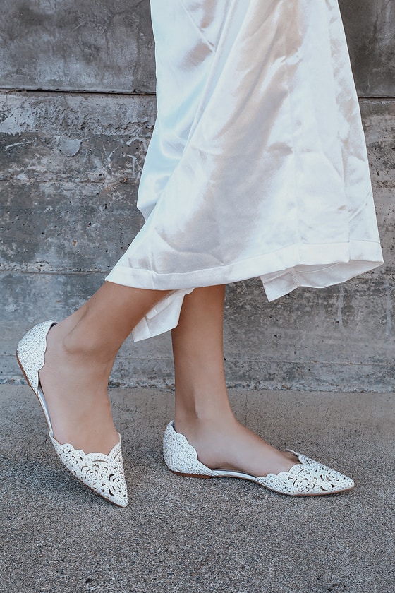 betsey johnson lucy flats ivory