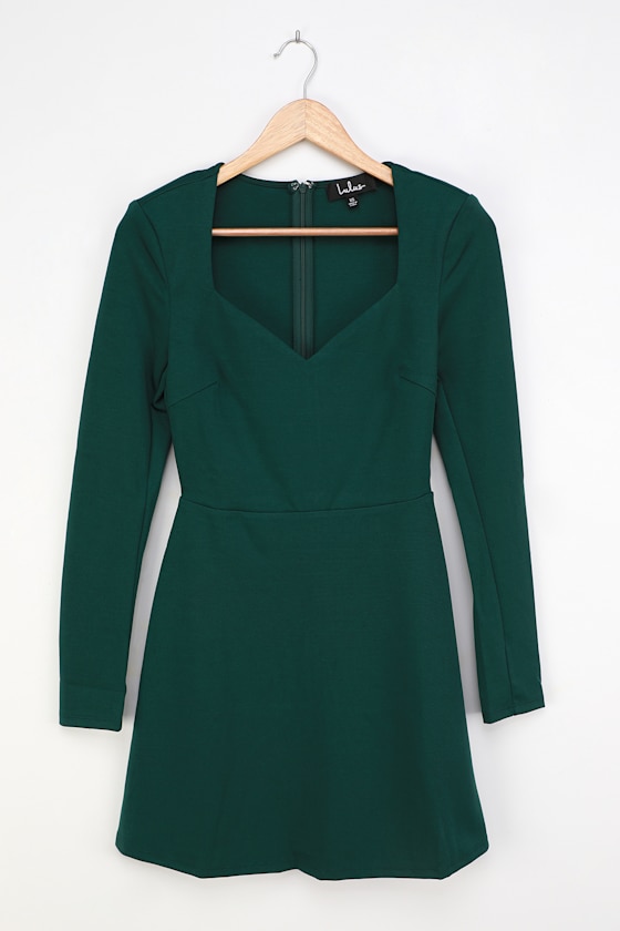 emerald green long dress with sleeves