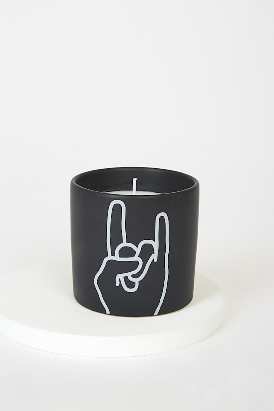 Impressions Leather & Oakmoss Scented Candle 3