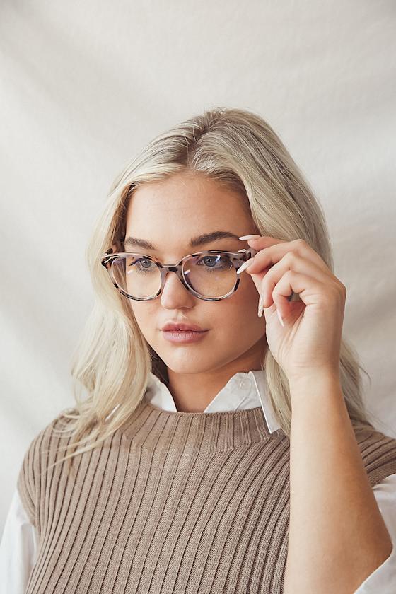 Easy Reading Grey Tortoise Blue Light Glasses 1
