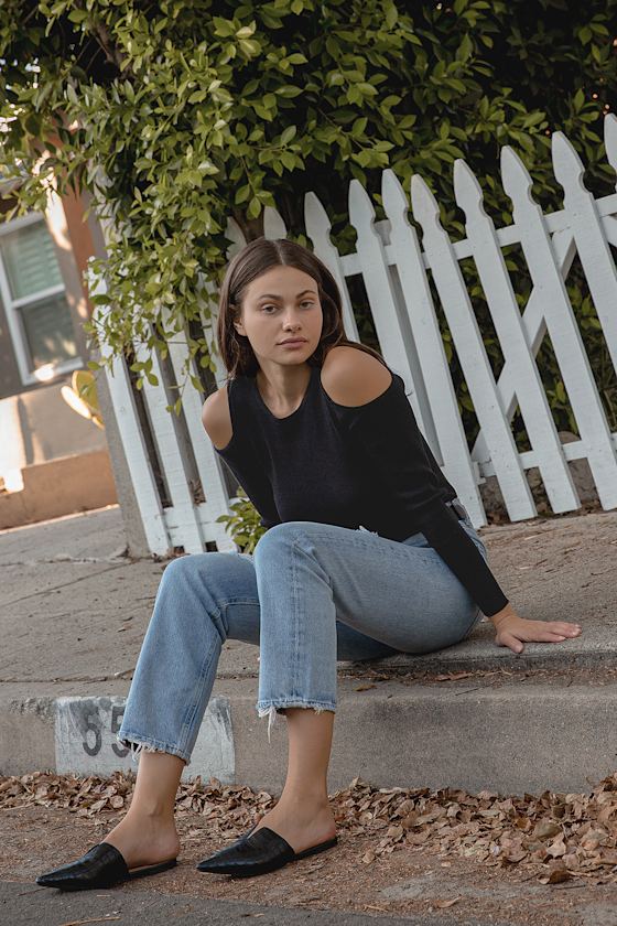 Style Points Black Ribbed Cold-Shoulder Sweater Top 4