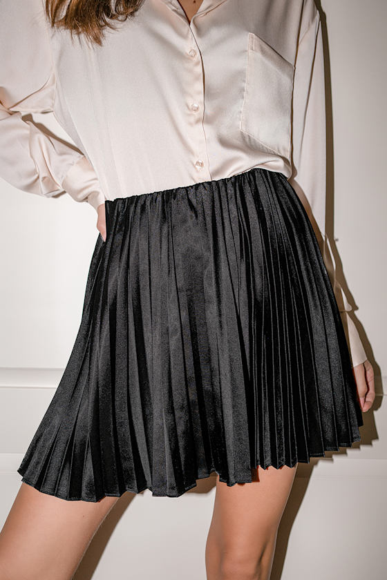 Feeling Snazzy Black Satin Pleated Mini Skirt 1
