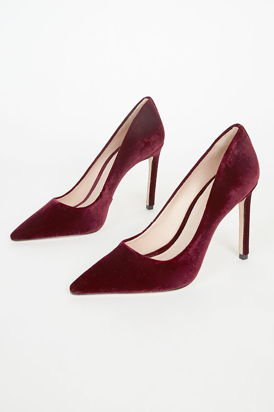 Schutz S-Lou Rubi Wine - Velvet Pointed 