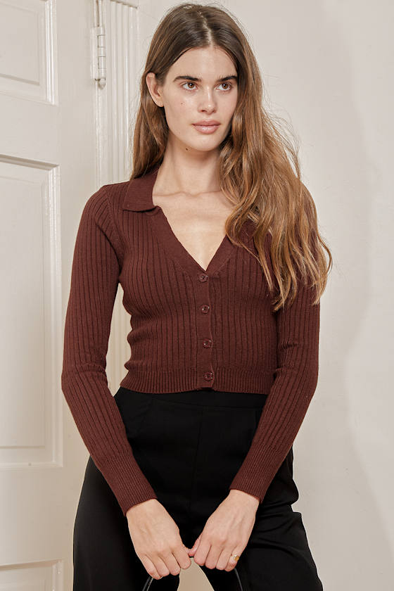 So Iconic Brown Long Sleeve Button-Front Ribbed Knit Top 7
