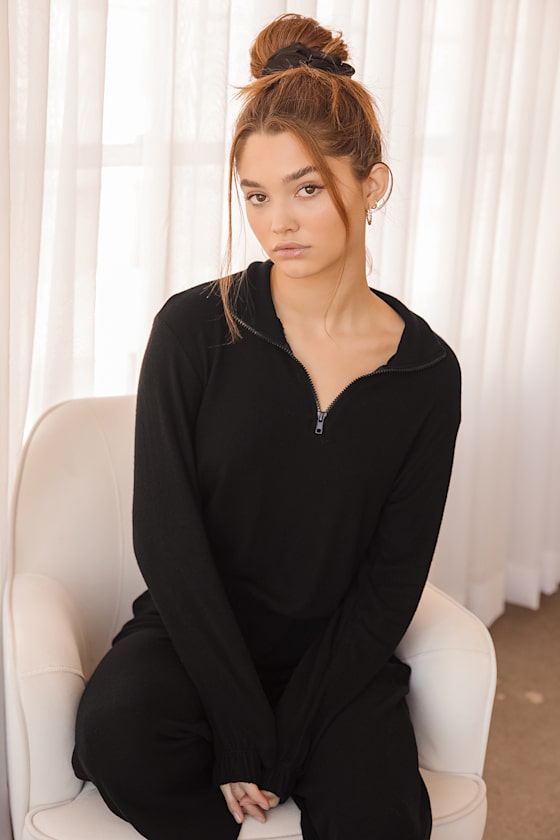 Coming Home Black Quarter-Zip Pullover Sweatshirt | Lulus
