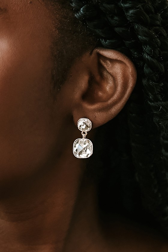 The Way You Shine Gold Rhinestone Earrings 1