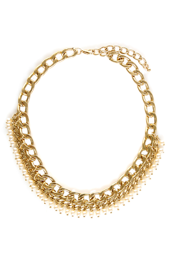 About a Pearl Gold Necklace