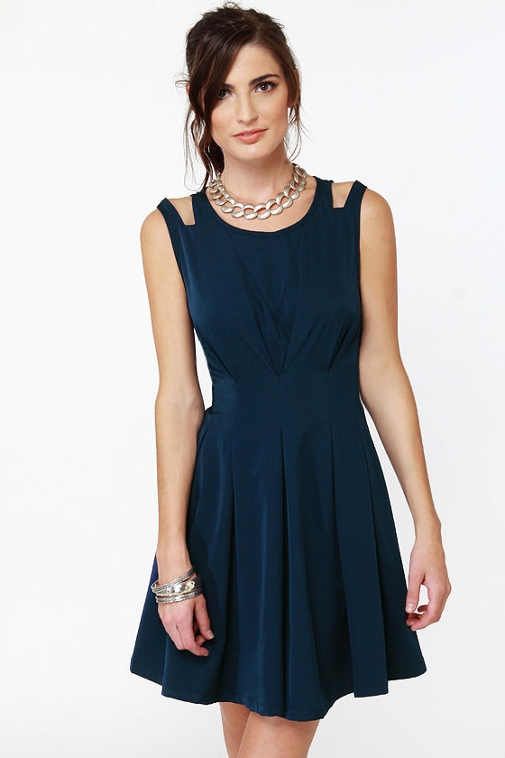 dark blue sleeveless dress