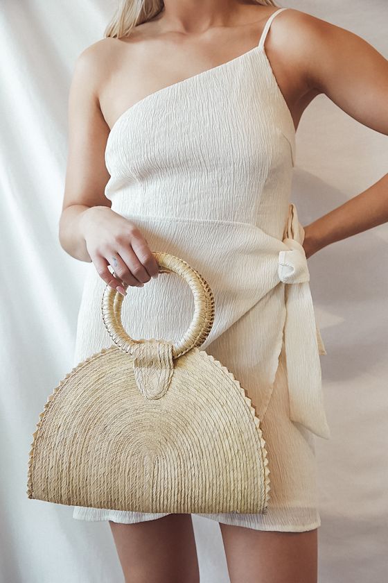 Resort Bound Beige Woven Straw Tote Bag 1
