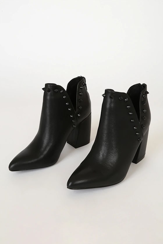 Glow Black Leather Spiked Pointed-Toe Ankle Booties 7