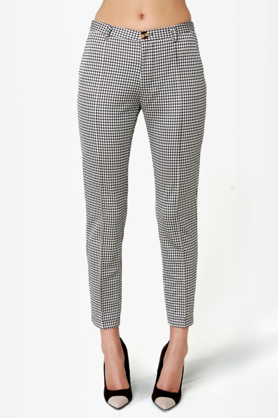 Release the Houndstooth Cropped Pants