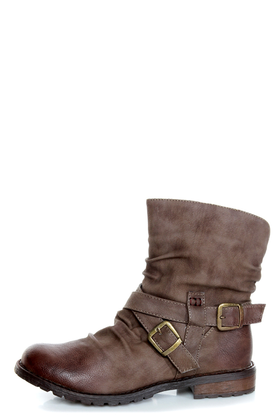 Bamboo Kacy 03 Brown Slouchy Belted Ankle Boots