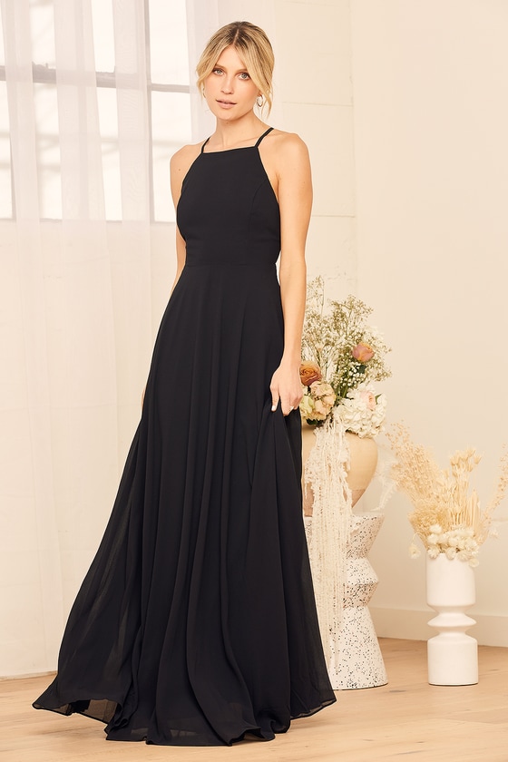 Black Tulle Halter Plunging Neckline Prom Ball Gown - Promfy