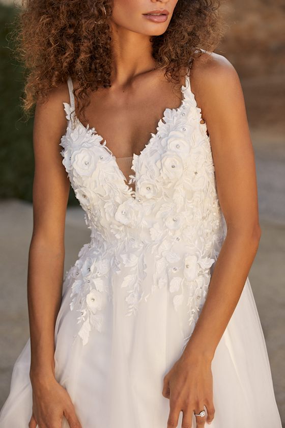 Breathtaking Romance White Embroidered Tulle Gown 7