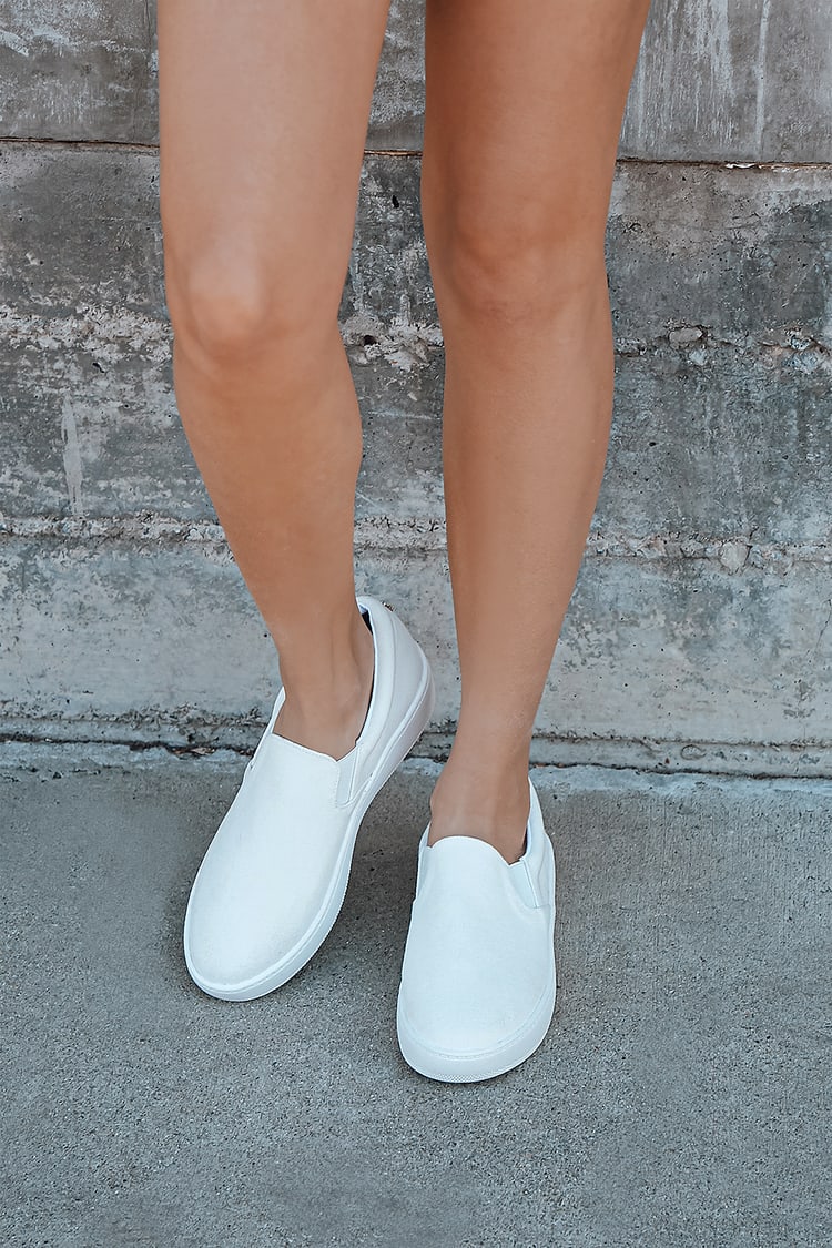 Lulus | Dylann White Slip-On Flatform Sneakers | Size 8