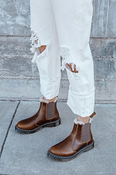 Butterscotch Doc Martens Leonore Martens 2976 Leonore Leather