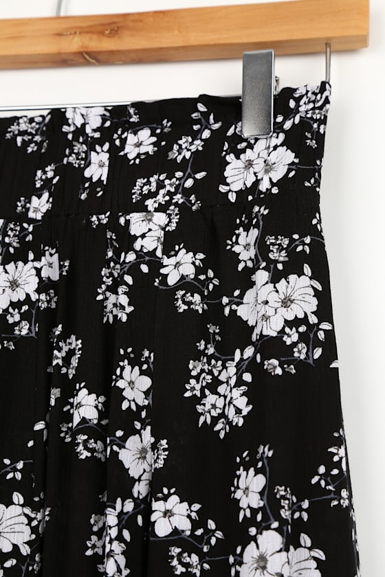 Loves the Sun Black Floral Print Wide-Leg Pants - thumbnail 6