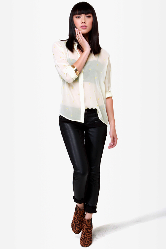 Cross-Promotion Sheer Cream Print Top