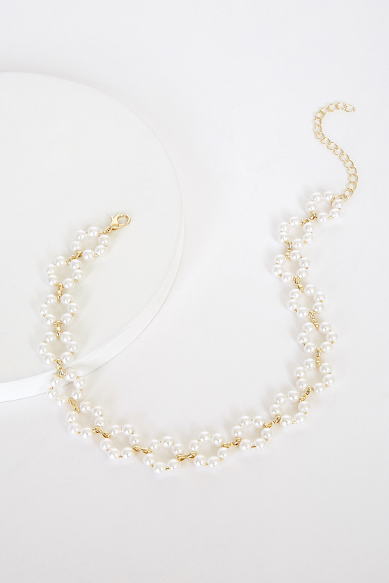 Mariposa 14KT Gold Pearl Choker Necklace 1