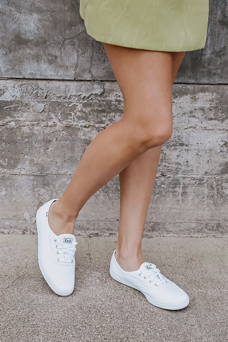 - White Sneakers - Sneakers - Lulus