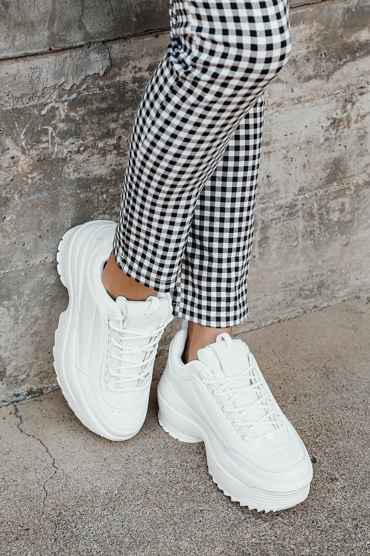 Chunky Platform Sneakers: 10 Must-Know Tips on How to Wear Them Like A ...