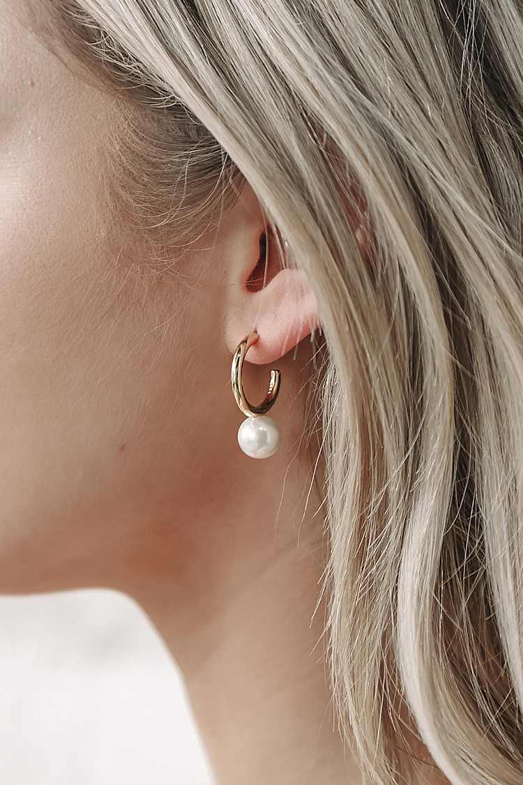 pearl and gold earrings