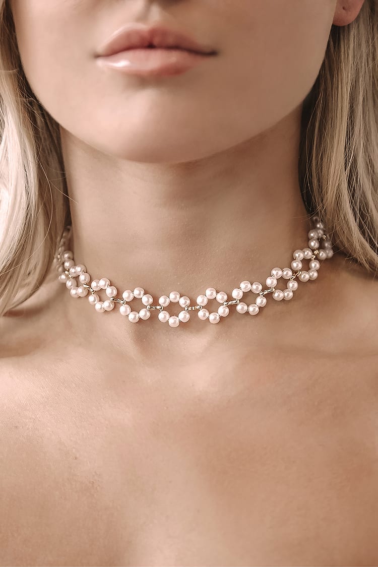 Mariposa 14KT Gold Pearl Choker Necklace