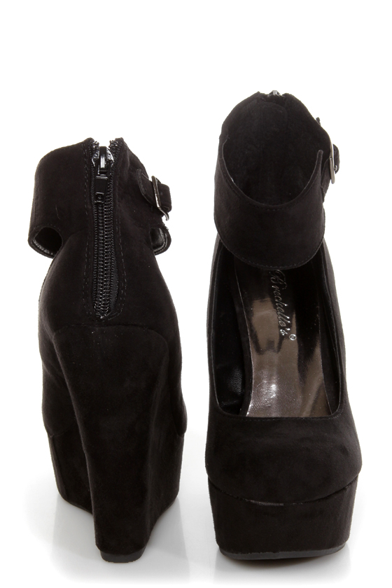 Cilo 41 Black Ankle Strap Platform Wedges