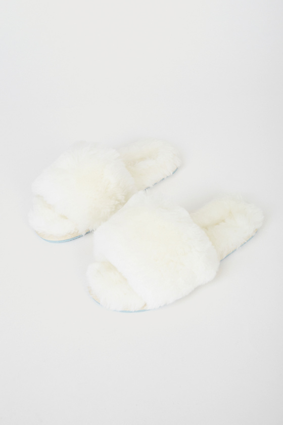 Frankie Ivory Faux Fur Slide Slippers 5