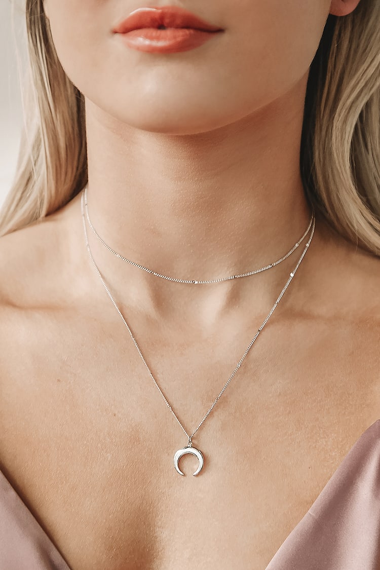 Cute Silver Necklace - Moon Charm Necklace - Layered Necklace - Lulus