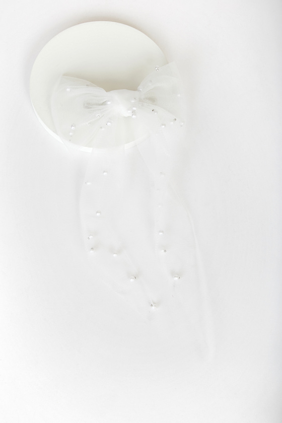 Mariella White Pearl Tulle Bow
