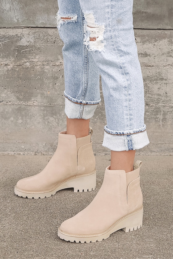 huey boots in sandstone canvas