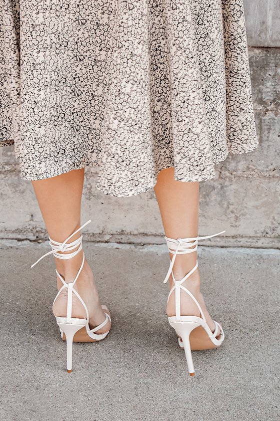 Simonee Off White Lace-Up High Heel Sandals 6