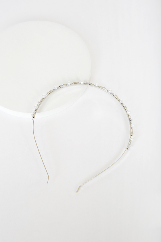 Reign of Style Silver Rhinestone Pearl Headband 2