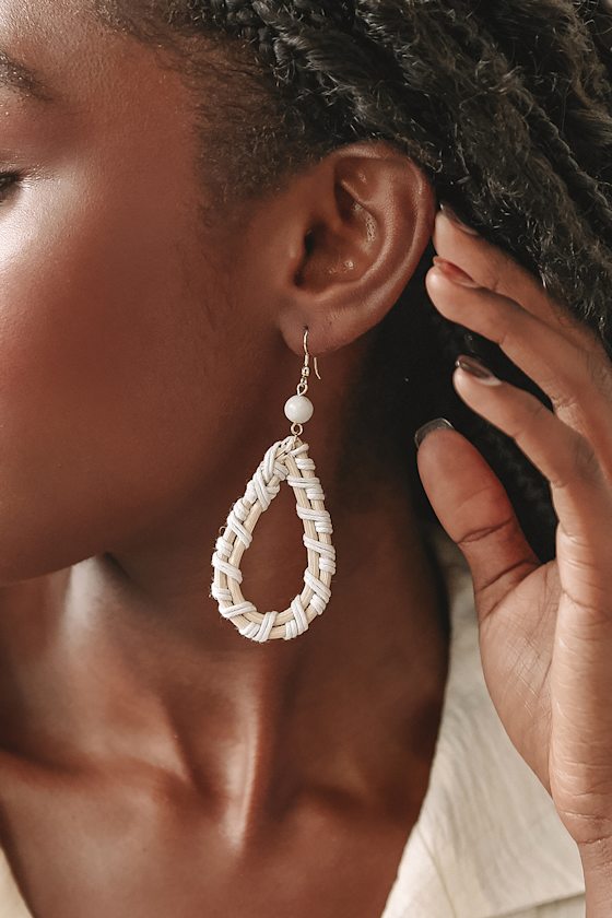 Forever Entwined Cream Wood Teardrop Earrings 1