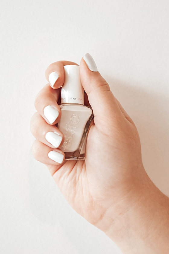 Pre-Show Jitters Gel Couture Ivory Nail Polish 4