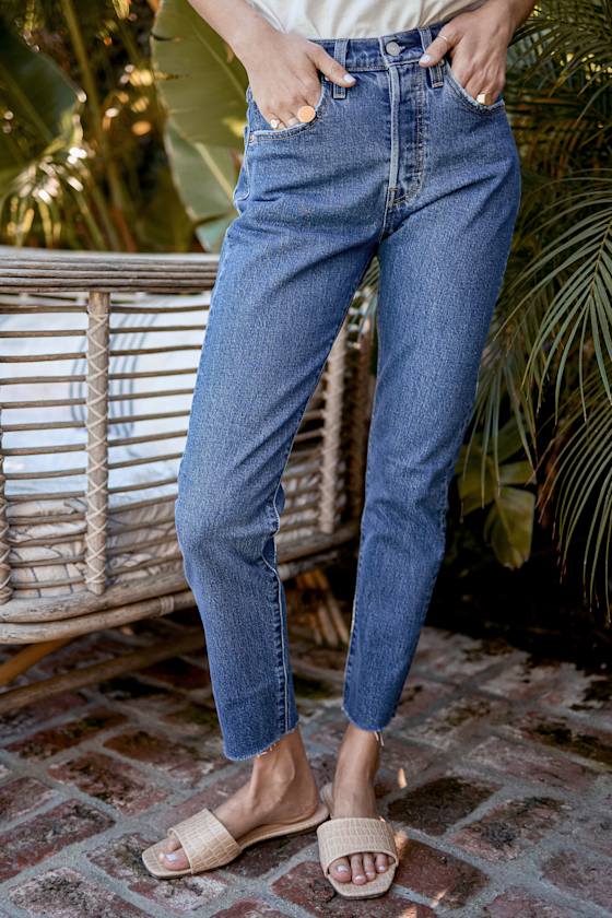 501 Skinny Dark Wash High Rise Denim Jeans 8