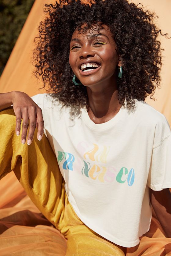 San Francisco Ivory Cropped Graphic Tee 10
