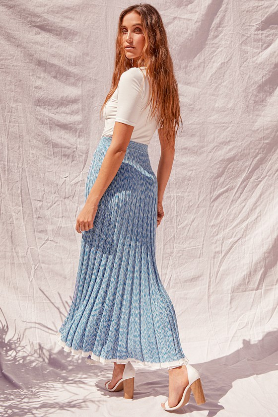 Gold Coast Blue Multi Print Knit Maxi Skirt 11