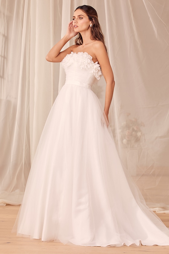Florally in Love White Tulle Embellished Strapless Maxi Gown 6