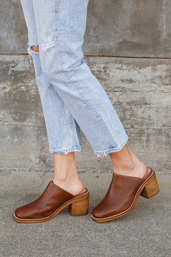 Seychelles Spur of the Moment Tan - Leather Mules - Mule Clogs - Lulus