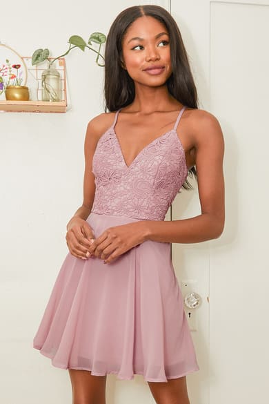 Find a Pretty Rose Dress or Shirt at an Affordable Price | Score a Chic Rose  Outfit and Stand Out! - Lulus