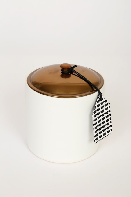 Hygge Tobacco + Vanilla 3-Wick Scented Candle 1