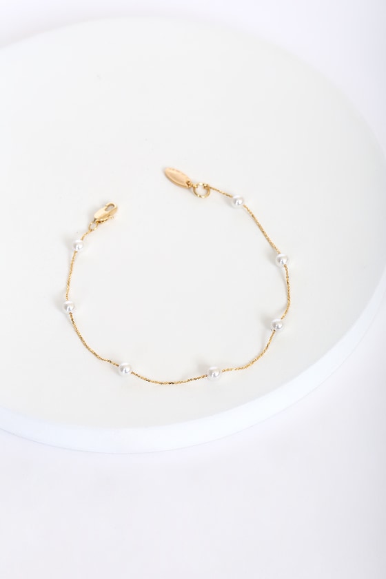 Keep it Stunning 14KT Gold and Pearl Bracelet
