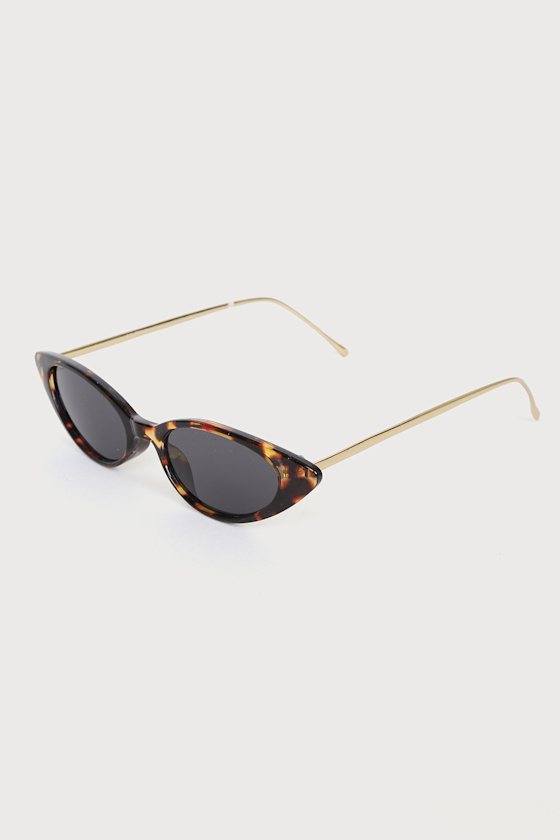 Isla Brown Tortoise Small Cat-Eye Sunglasses 1
